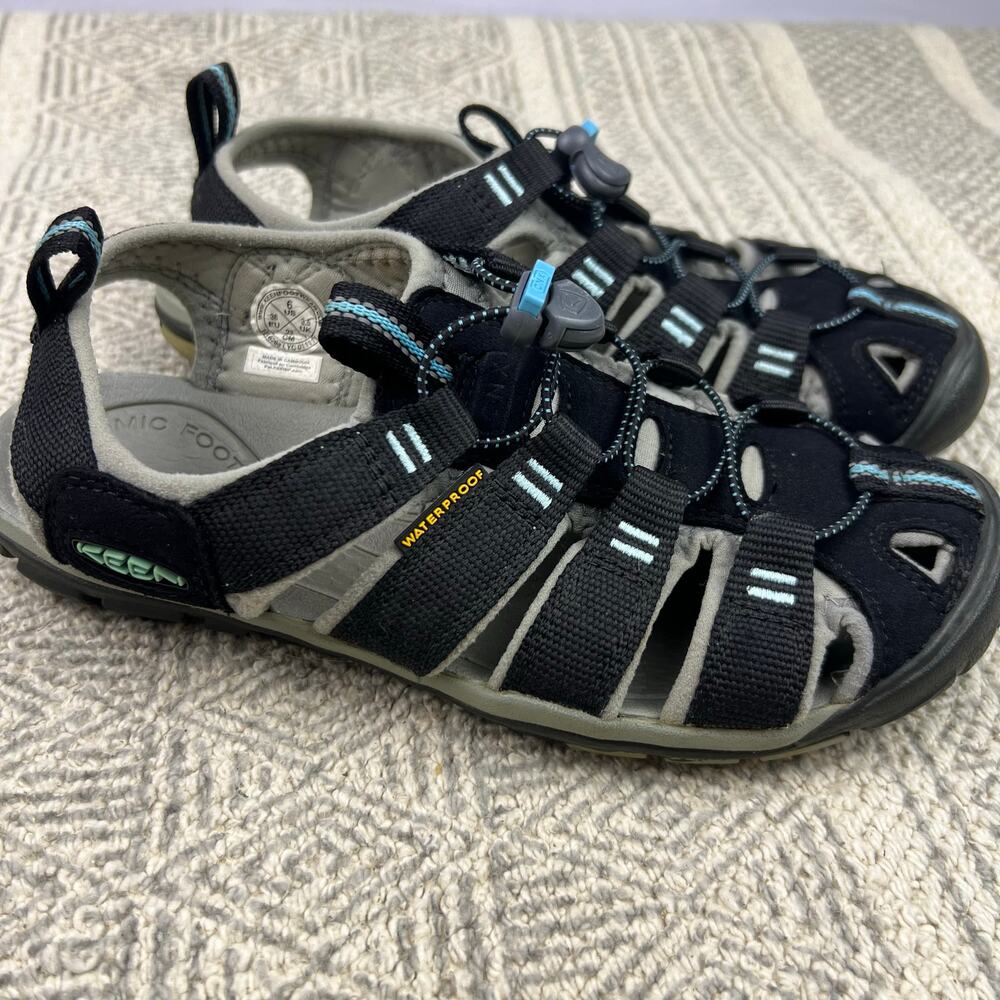 KEEN Clearwater CNX Sandals Black Radiance Waterproof Women’s Lightweight Hiking - Picture 3 of 12